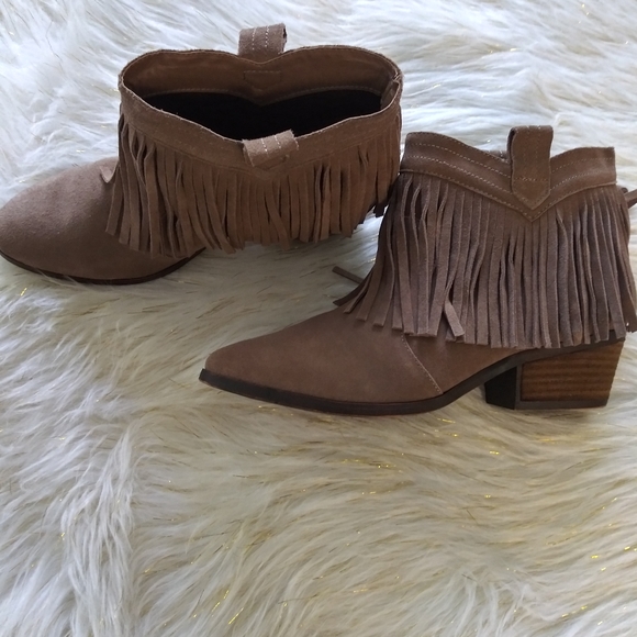 Ladies boots - Picture 1 of 3